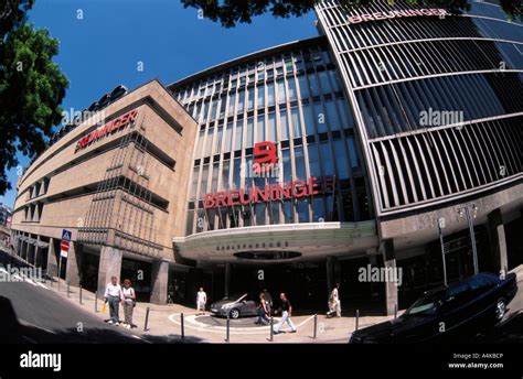 breuninger stores stuttgart.